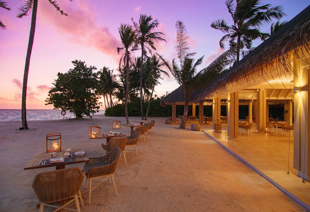Taste at Baglioni Maldives Luxury All Inclusive Resort thumbnail 3
